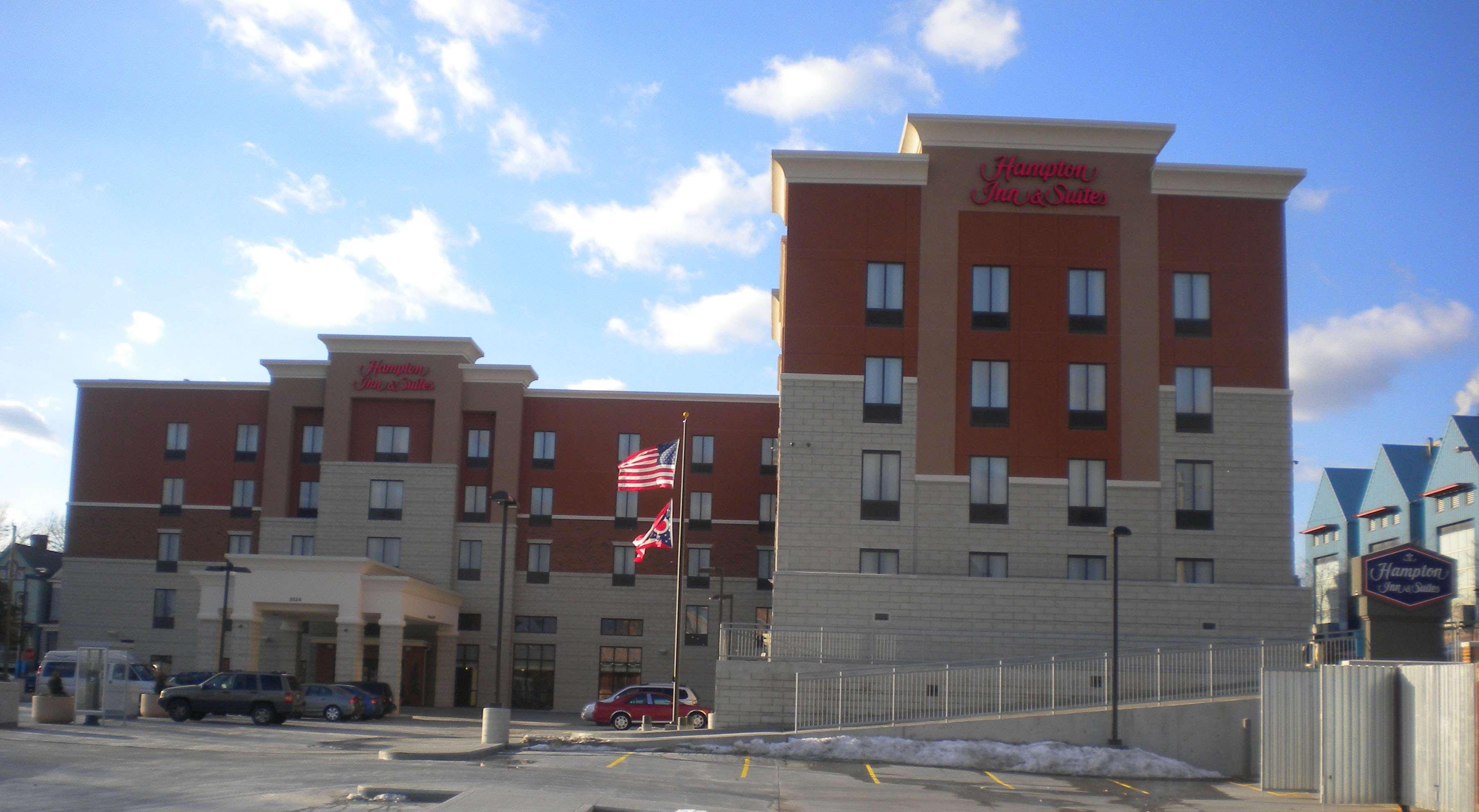 Hampton Inn & Suites Cincinnati / Uptown - University Area Exterior foto